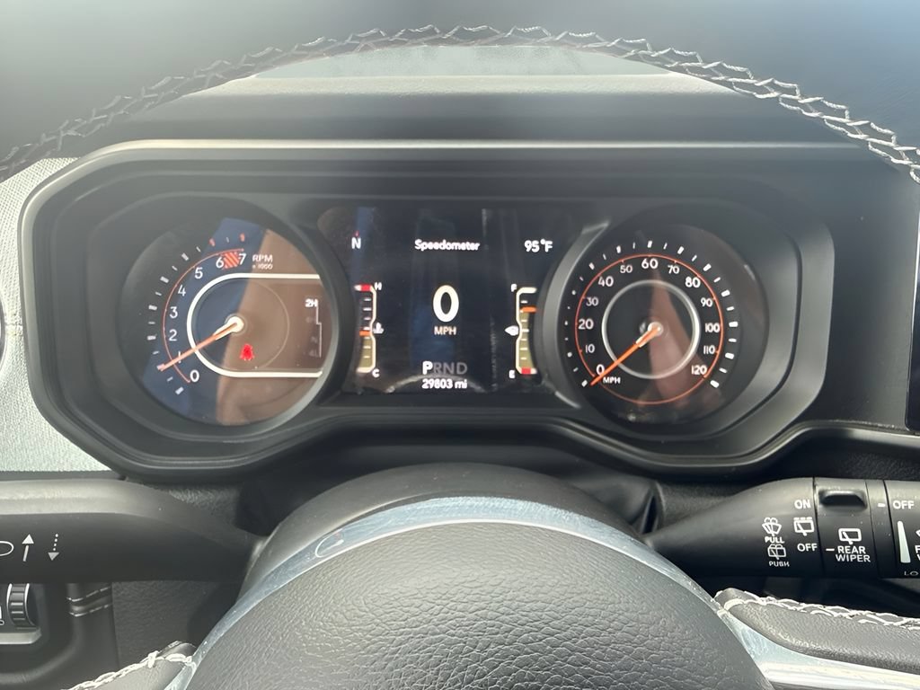 Used 2025 Jeep Wrangler Unlimited Sahara AWD/4WD image 22