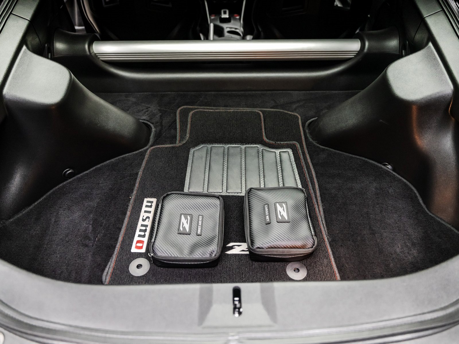 Used 2024 Nissan Z NISMO w/ Floor Mat Package image 31