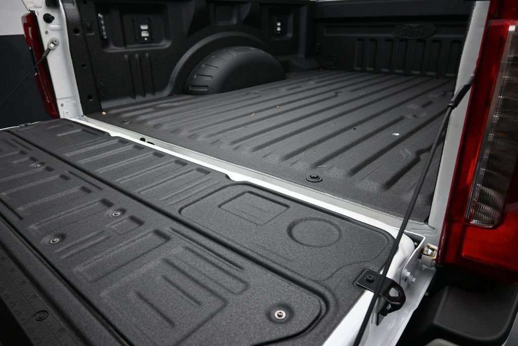 New 2026 Ford F250 Lariat w/ Black Appearance Package AWD/4WD image 14