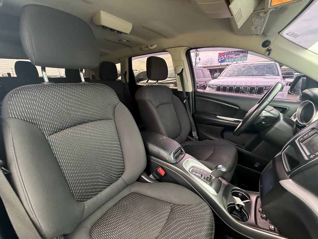 Used 2018 Dodge Journey SE w/ Popular Equipment Group image 25