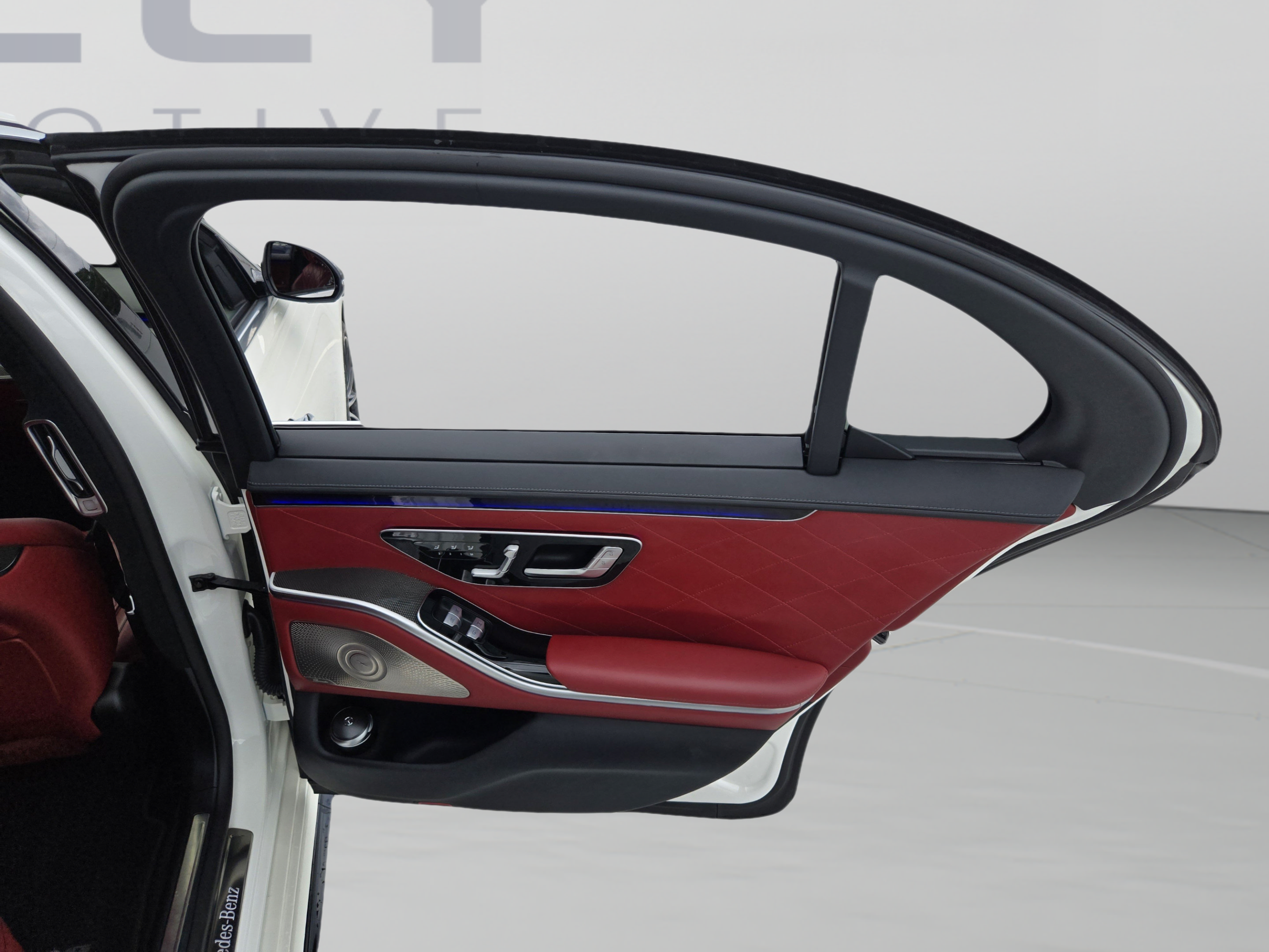 Used 2022 Mercedes-Benz S 580 4MATIC Sedan image 26