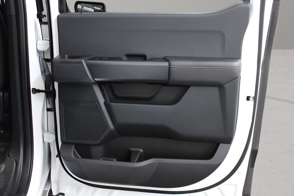 Used 2022 Ford F150 XL w/ STX Appearance Package RWD image 17
