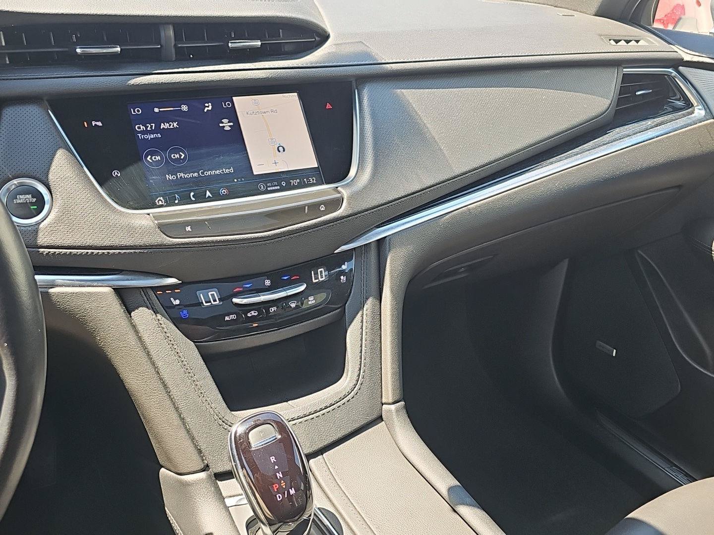Used 2024 Cadillac XT5 Premium Luxury AWD/4WD image 11