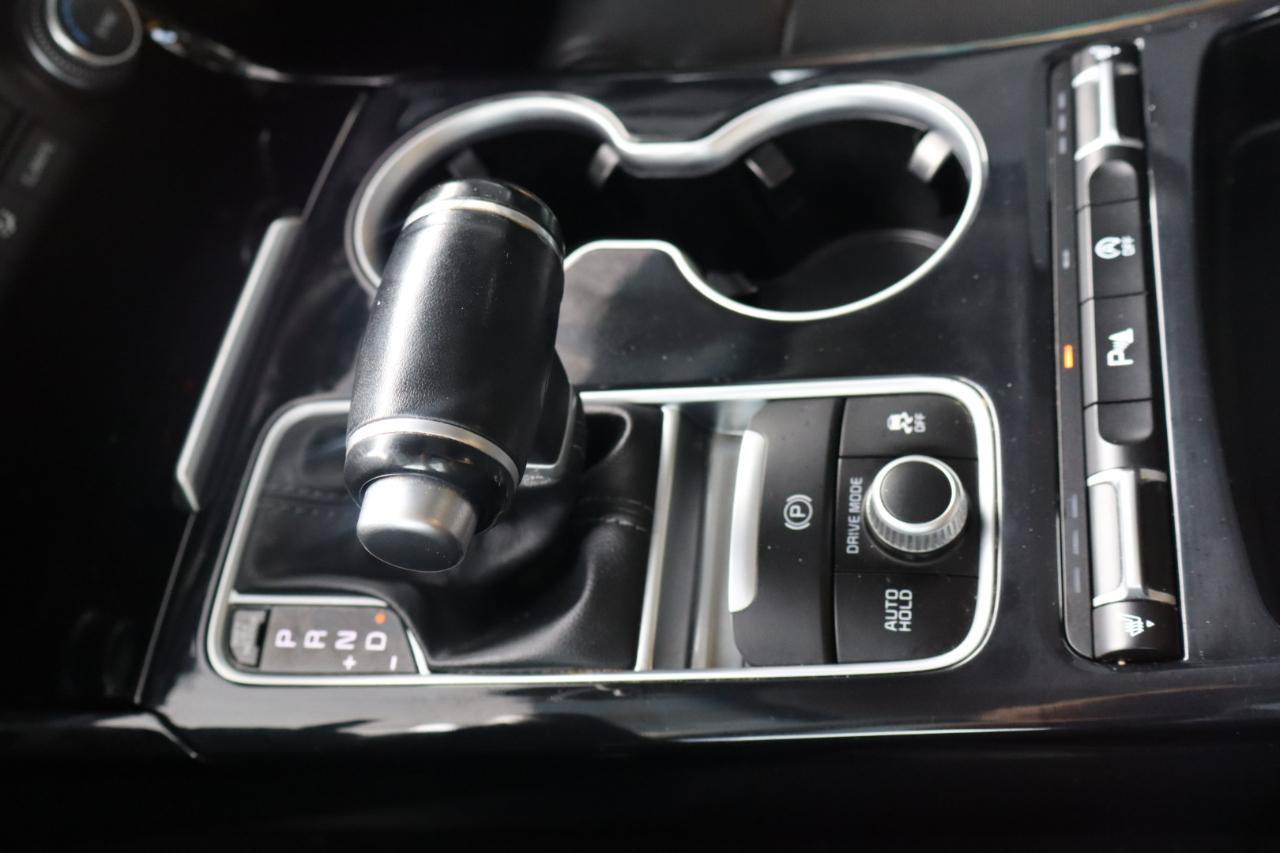 Used 2018 Kia Stinger Premium RWD image 22