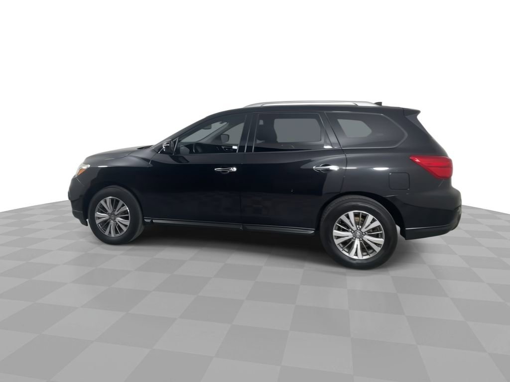 Used 2020 Nissan Pathfinder SV image 5