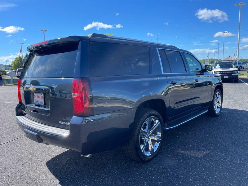 Used 2020 Chevrolet Suburban Premier AWD/4WD image 3