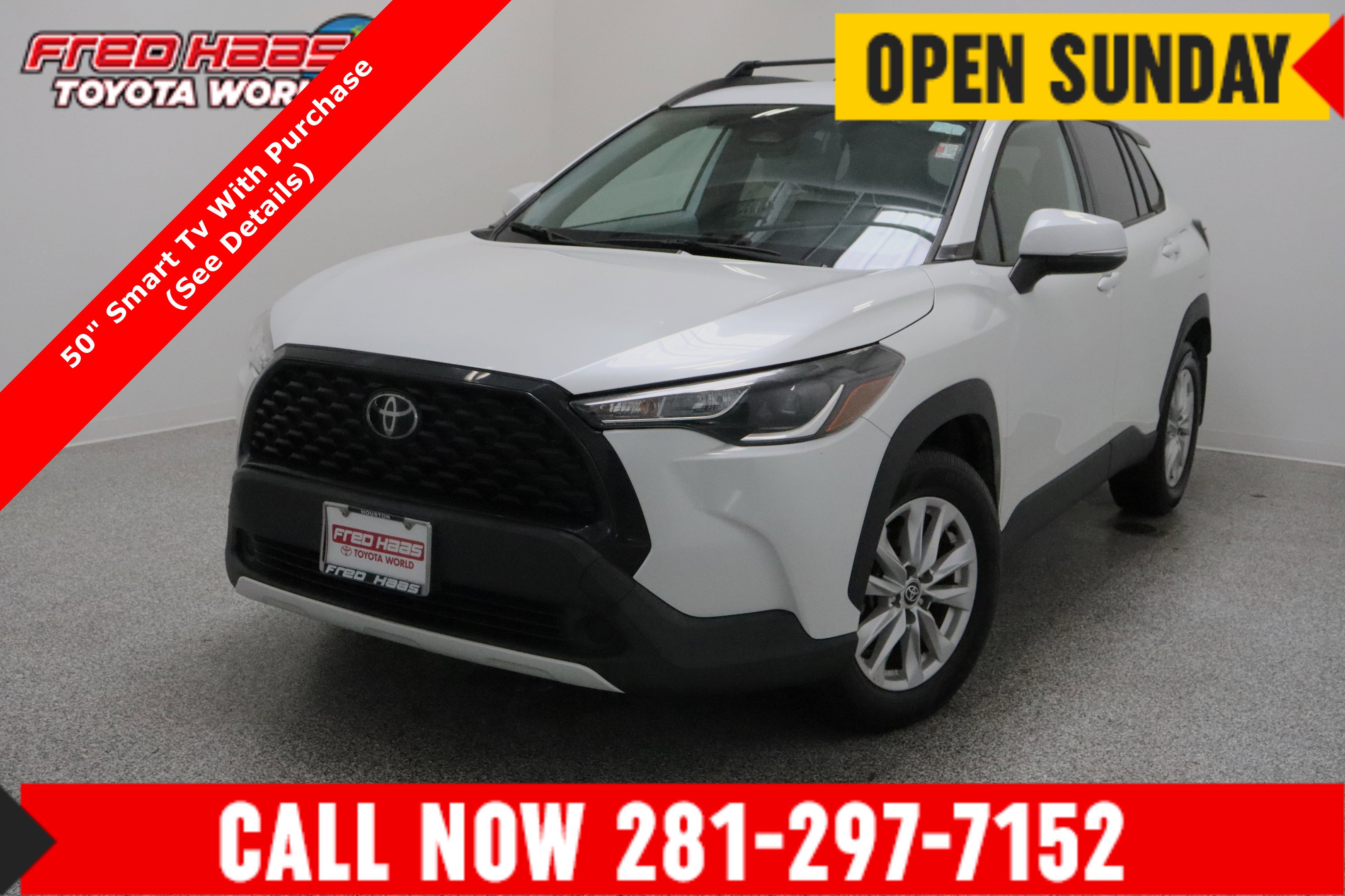 Used 2023 Toyota Corolla Cross LE video 1