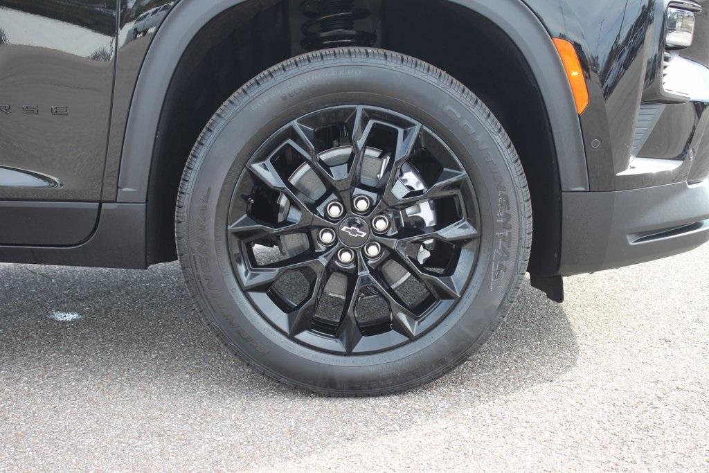 New 2026 Chevrolet Traverse LT w/ Enhanced Driving Package image 4