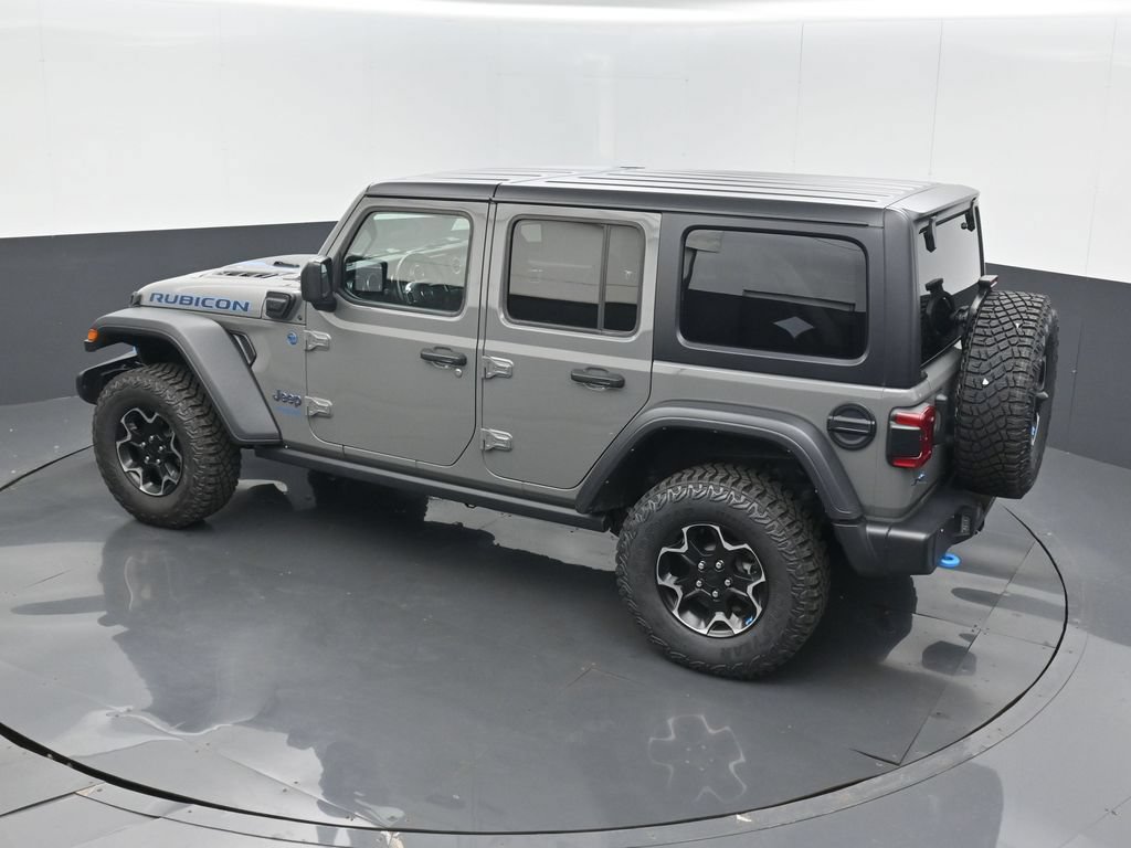 Used 2022 Jeep Wrangler Unlimited Rubicon 4xe w/ Cold Weather Group AWD/4WD image 15