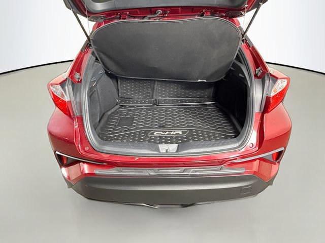Used 2019 Toyota C-HR LE FWD image 24