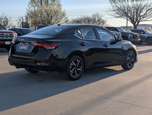 Used 2025 Nissan Sentra SV image 6
