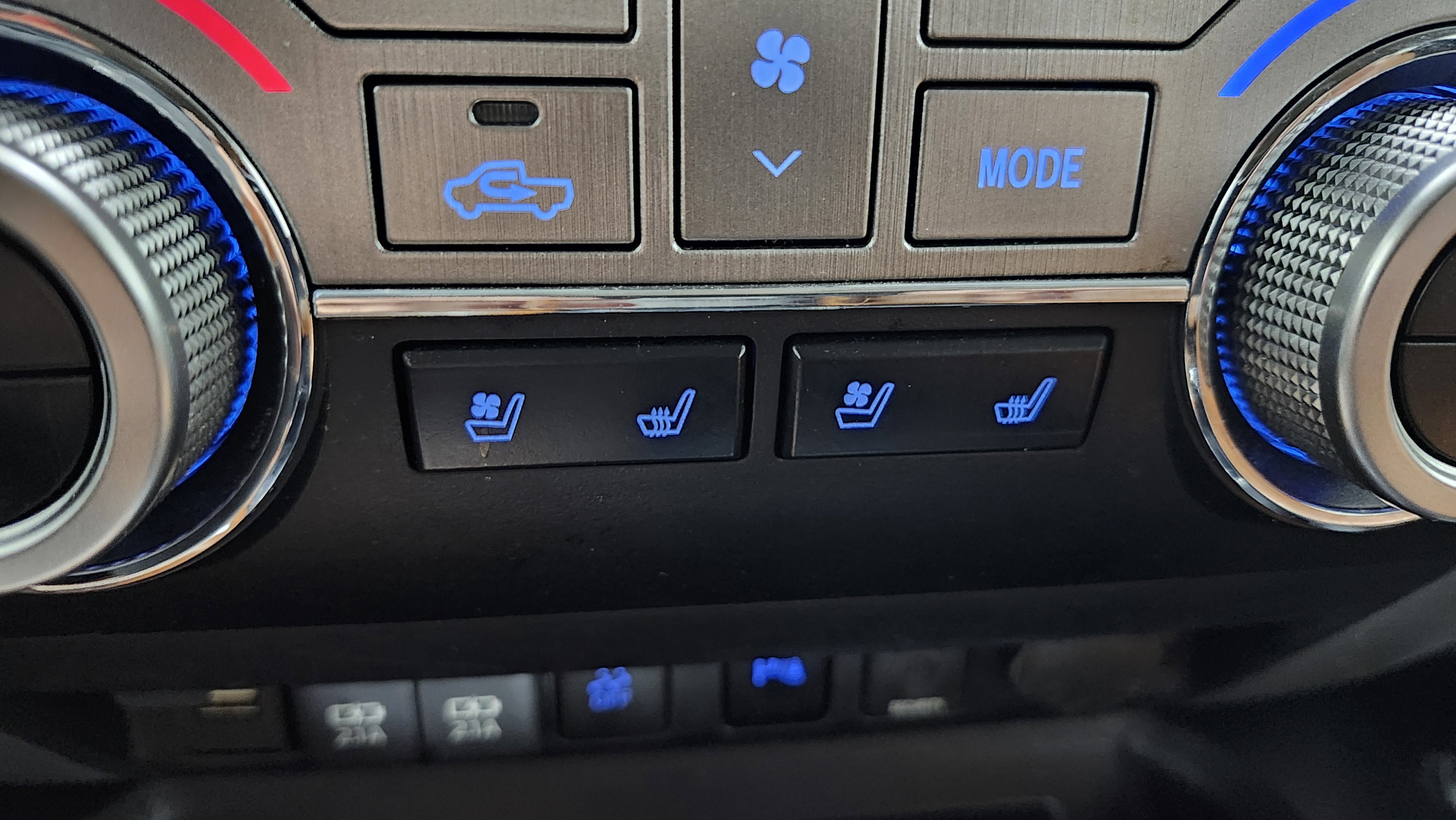 Used 2020 Toyota Tundra 1794 Edition w/ TRD Off-Road Package image 10