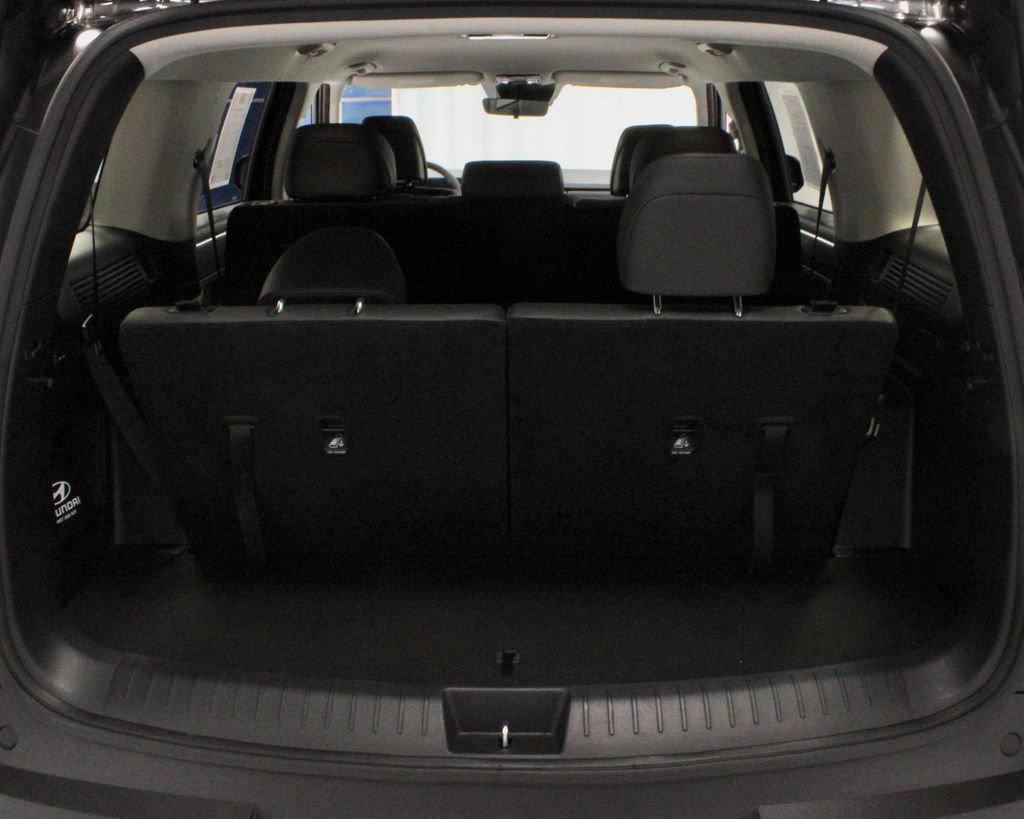 Used 2025 Hyundai Santa Fe SEL FWD image 13