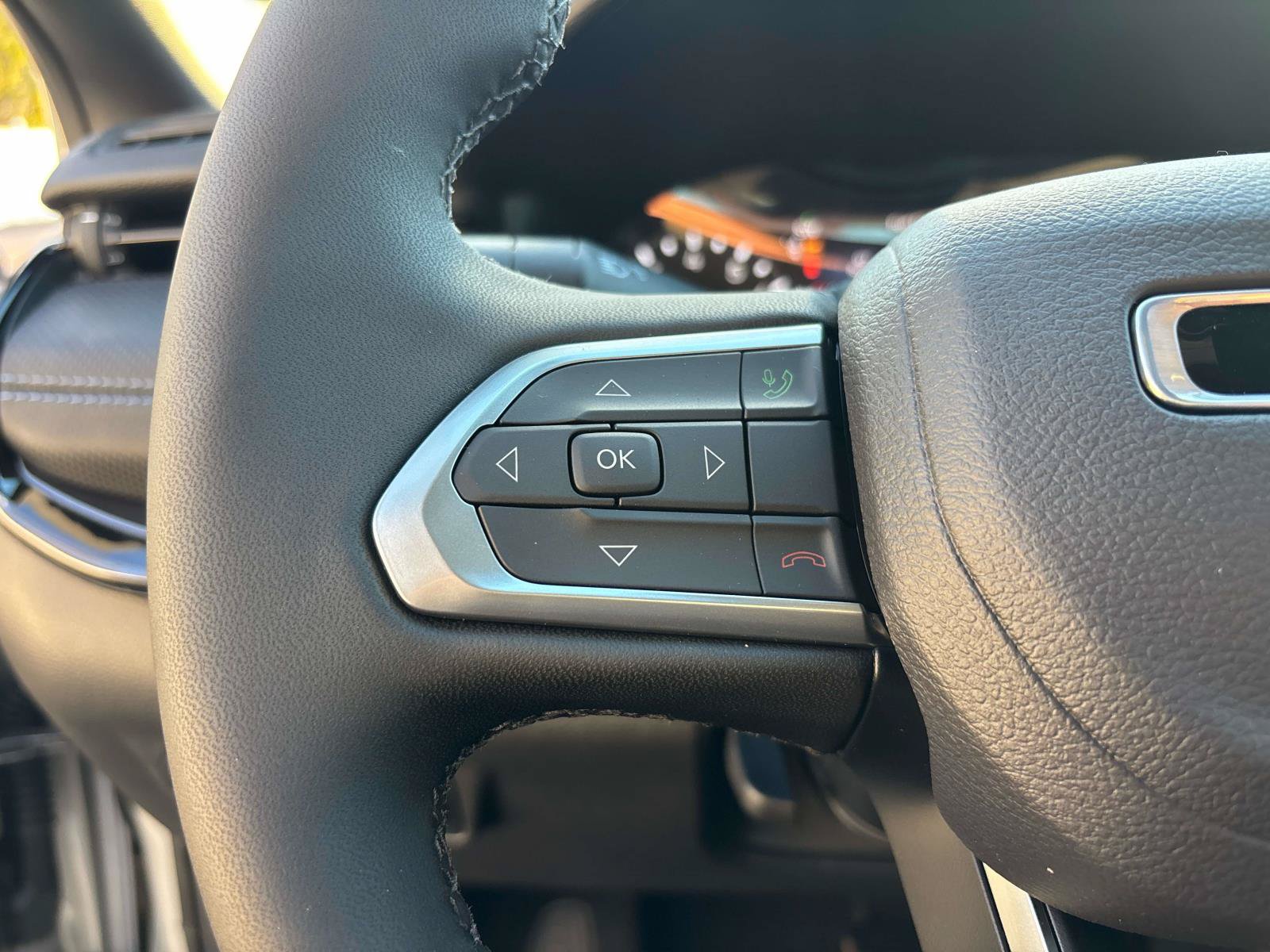 New 2026 Jeep Compass Latitude AWD/4WD image 12