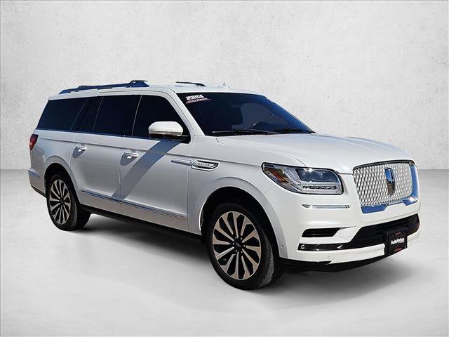 Used 2020 Lincoln Navigator L Reserve w/ Equipment Group 208A Reserve AWD/4WD image 3