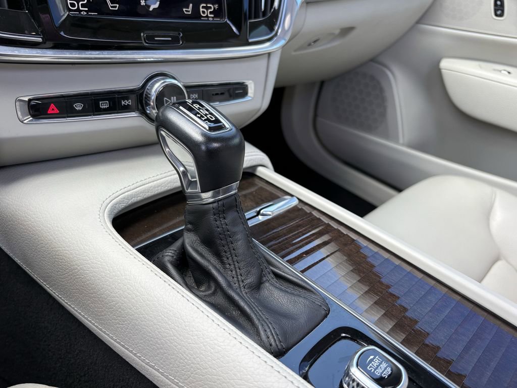 Used 2018 Volvo S90 T5 Momentum w/ Convenience Package FWD image 22