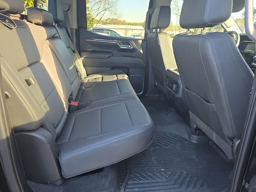 Used 2023 Chevrolet Silverado 1500 LT Trail Boss w/ LT Trail Boss Premium Package image 11