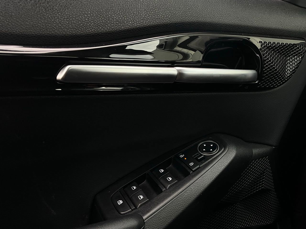 Used 2025 Kia Seltos S image 20