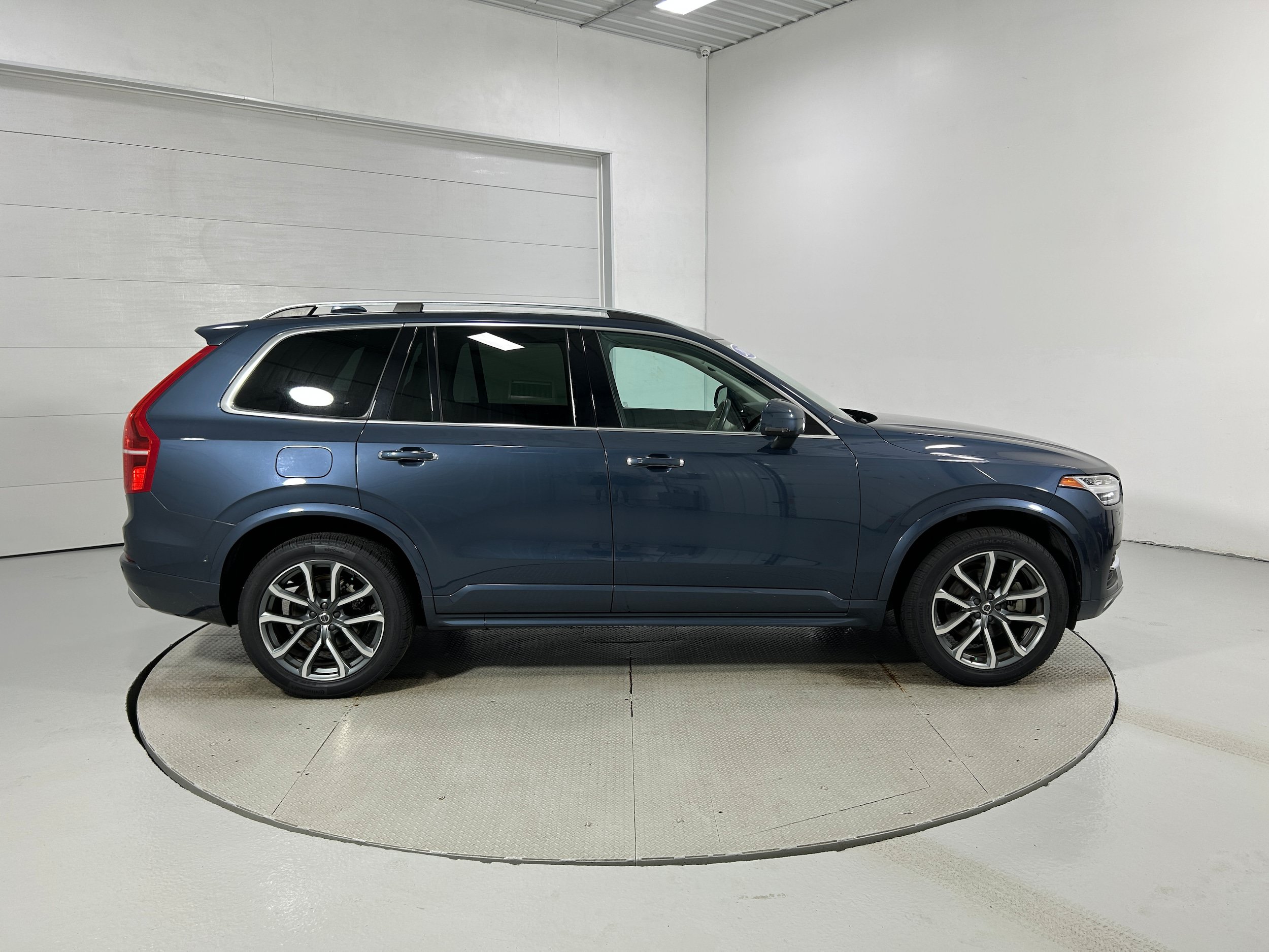 Used 2019 Volvo XC90 T6 Momentum w/ Advanced Package AWD/4WD image 39