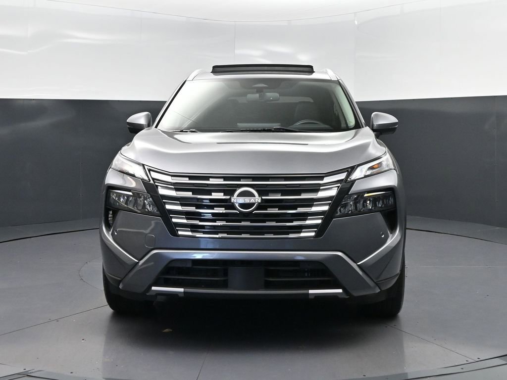 Used 2024 Nissan Rogue SL w/ SL Premium Package image 10