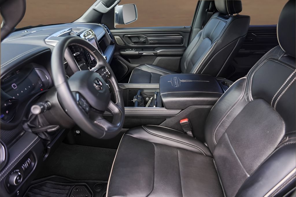 Used 2024 RAM 1500 Limited AWD/4WD image 11