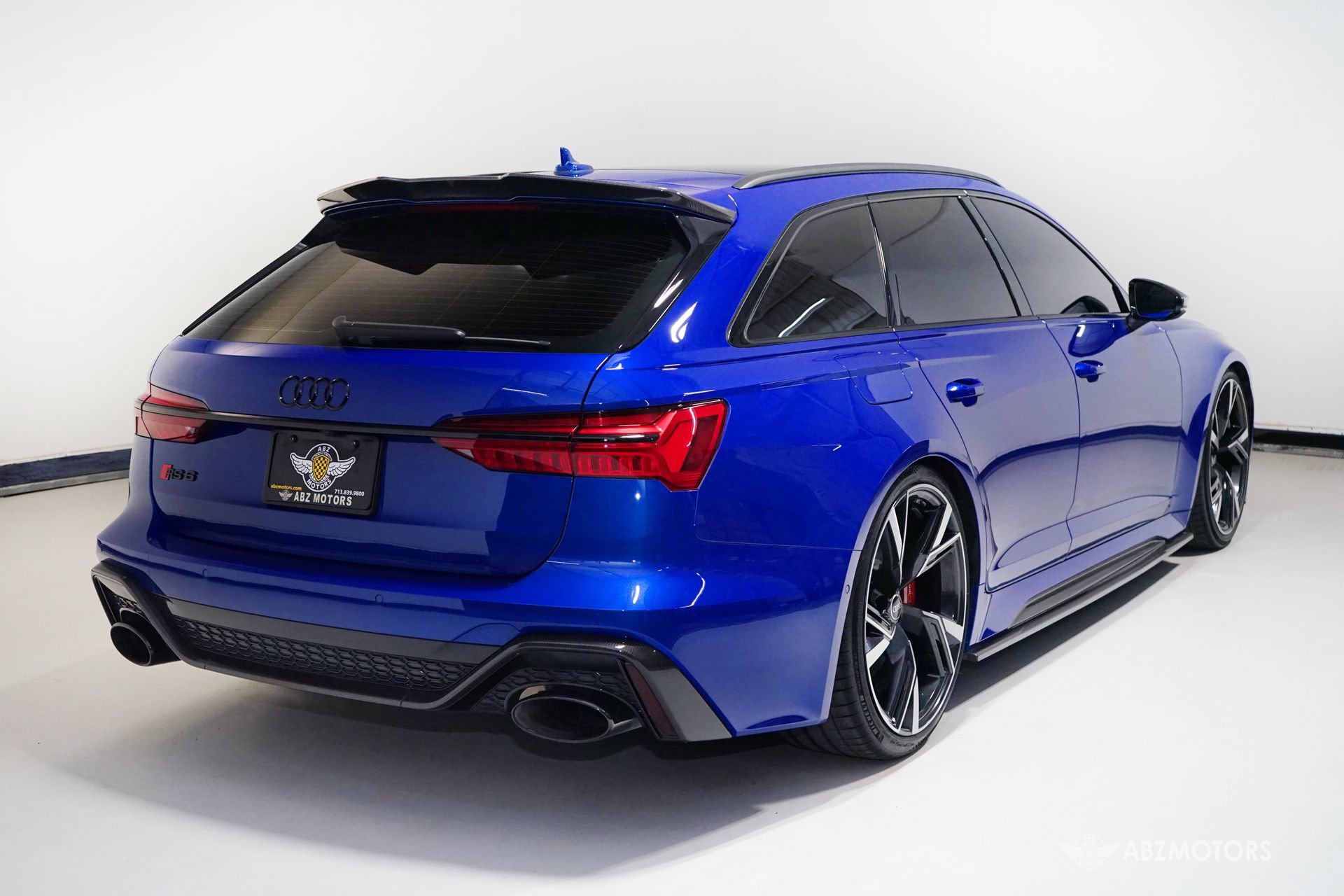 Used 2022 Audi RS 6 AWD/4WD image 6
