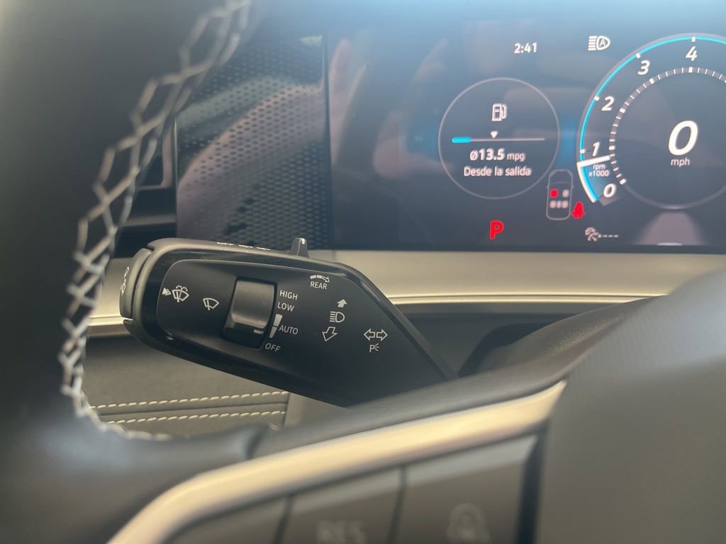 New 2026 Volkswagen Tiguan SE AWD/4WD image 20