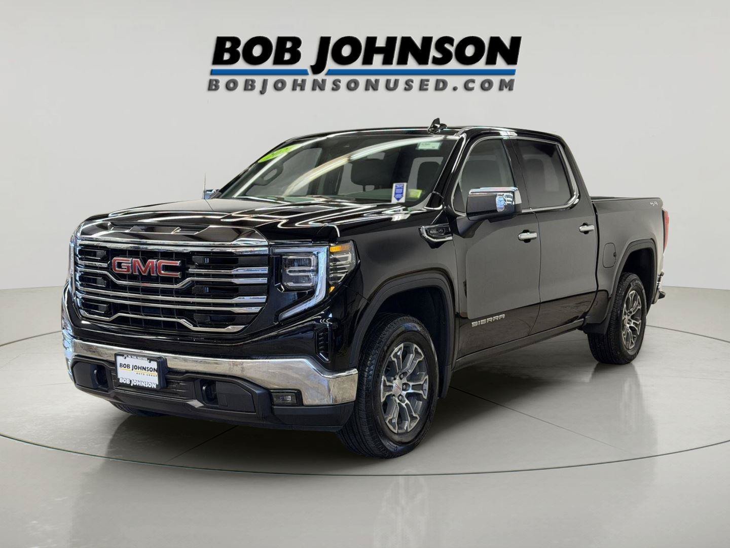 Certified 2025 GMC Sierra 1500 SLT AWD/4WD image 9
