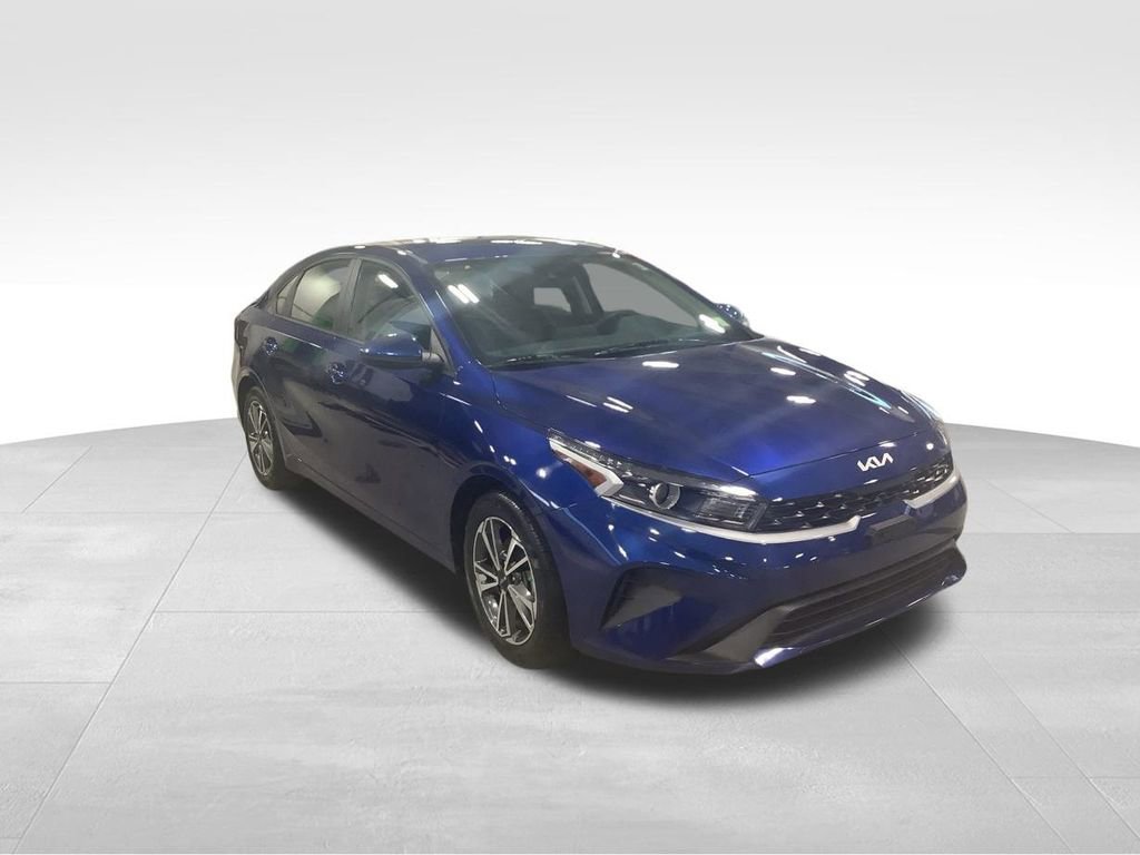 Certified 2023 Kia Forte LXS FWD image 6