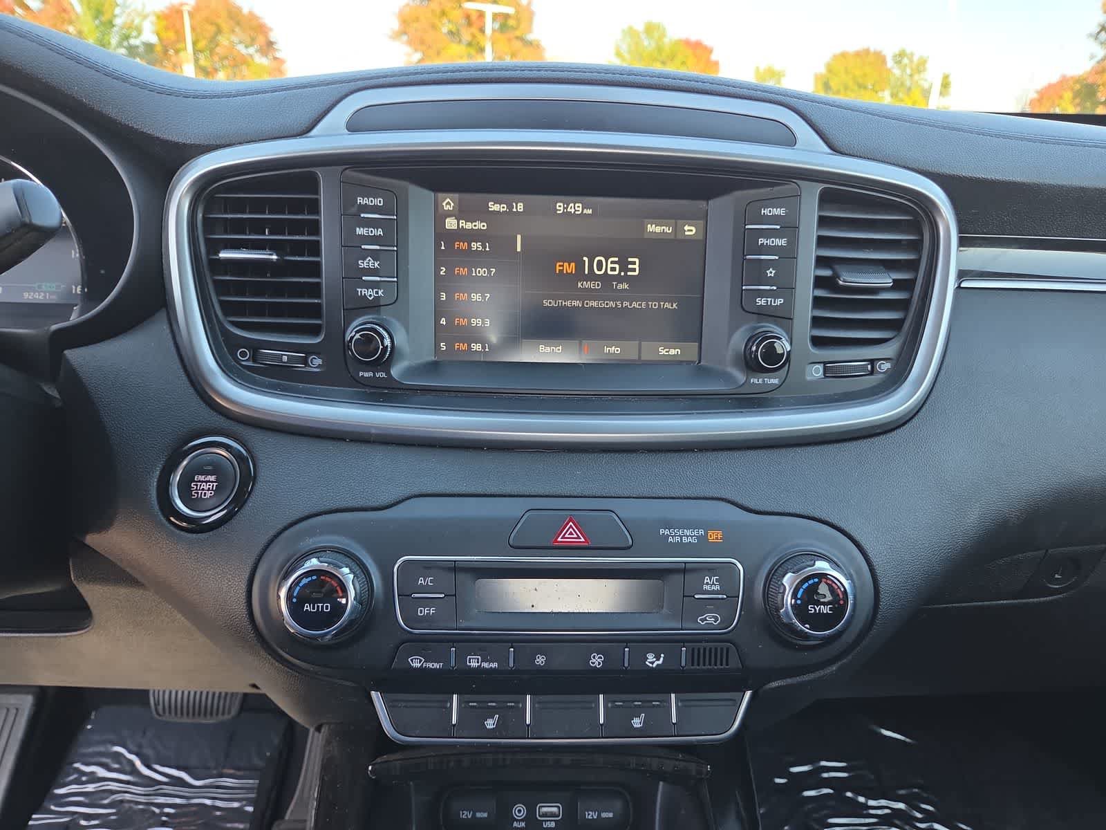 Used 2020 Kia Sorento EX FWD image 24