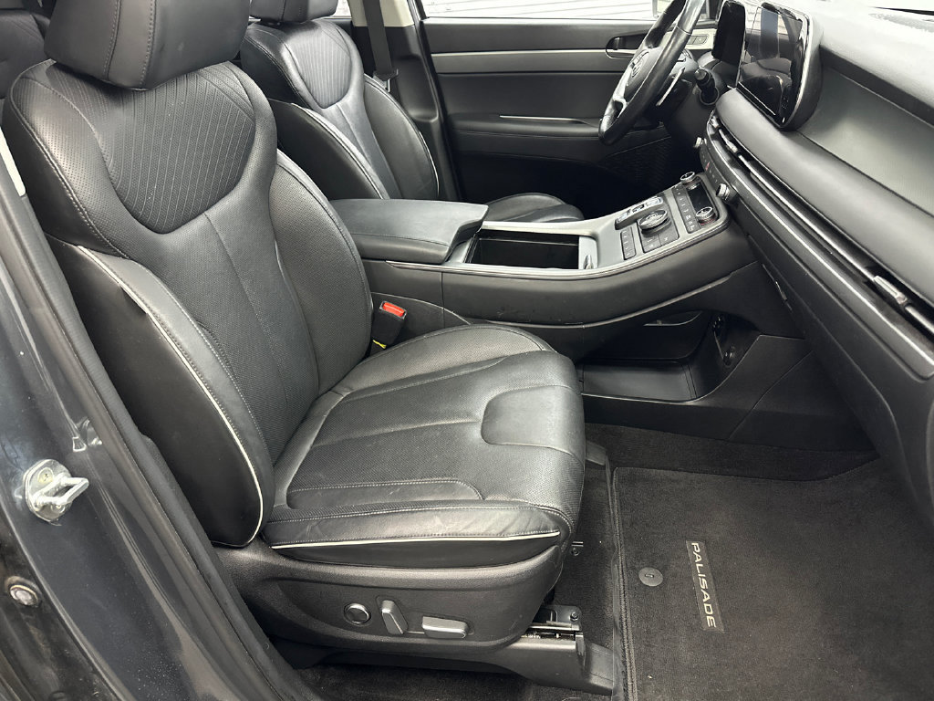 Used 2023 Hyundai Palisade SEL w/ Premium Package FWD image 15