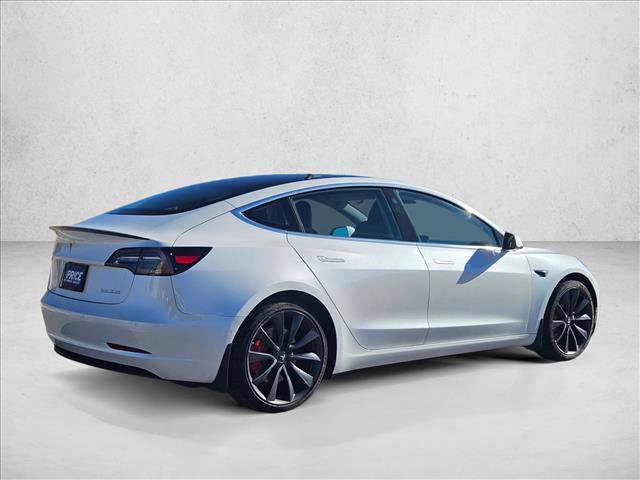 Used 2020 Tesla Model 3 Performance image 4