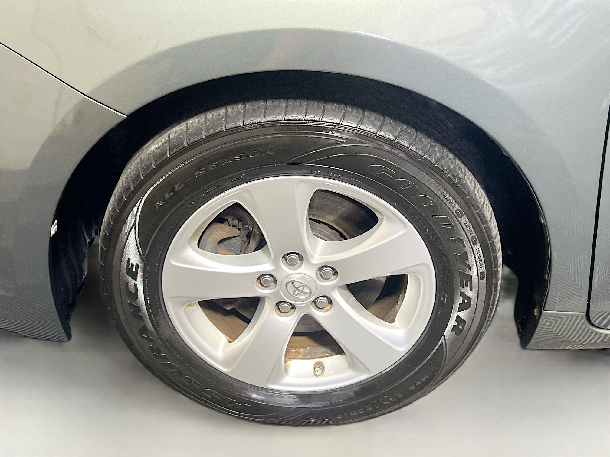 Used 2013 Toyota Sienna LE w/ Towing Pkg image 12