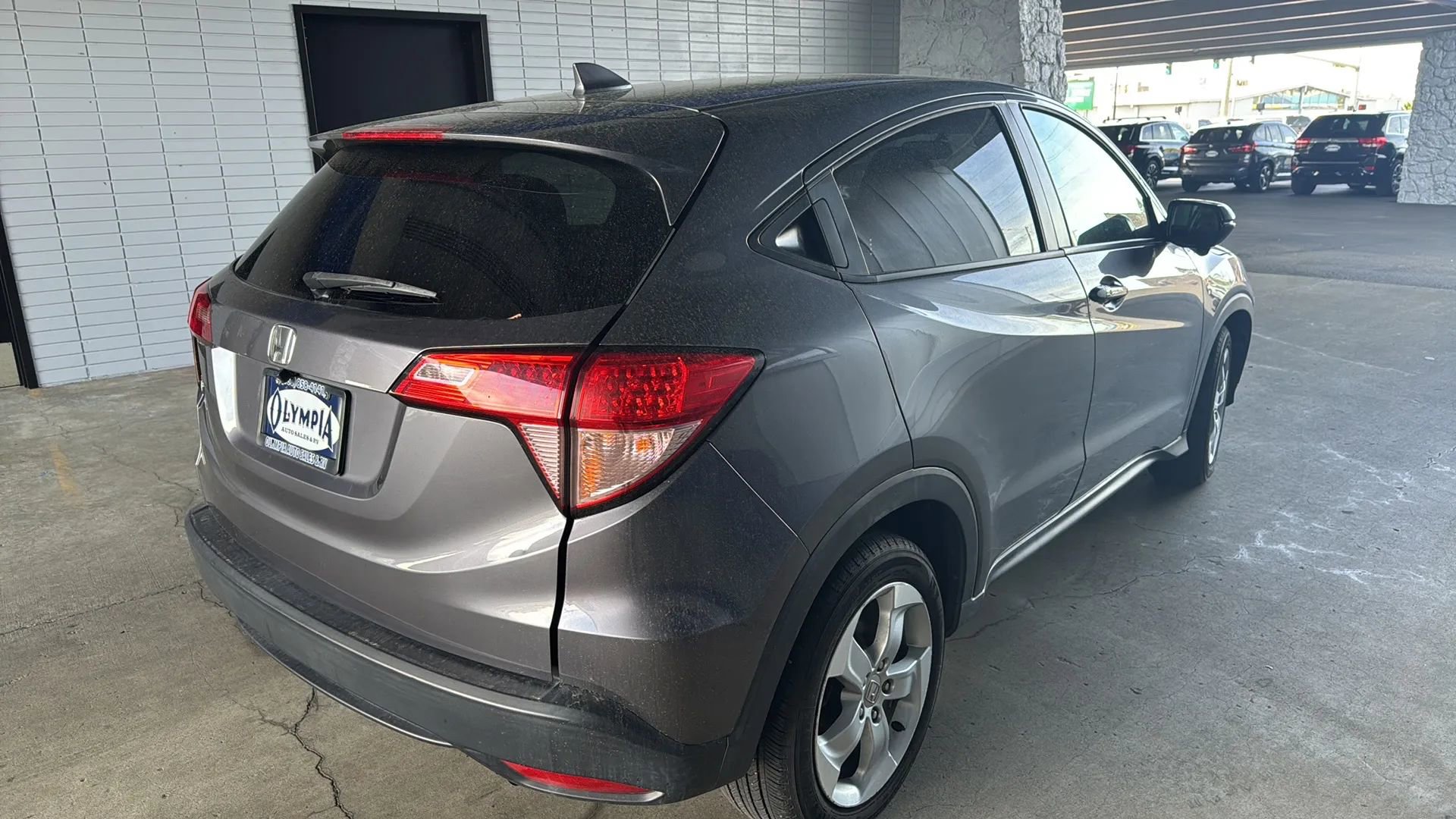 Used 2016 Honda HR-V EX image 6