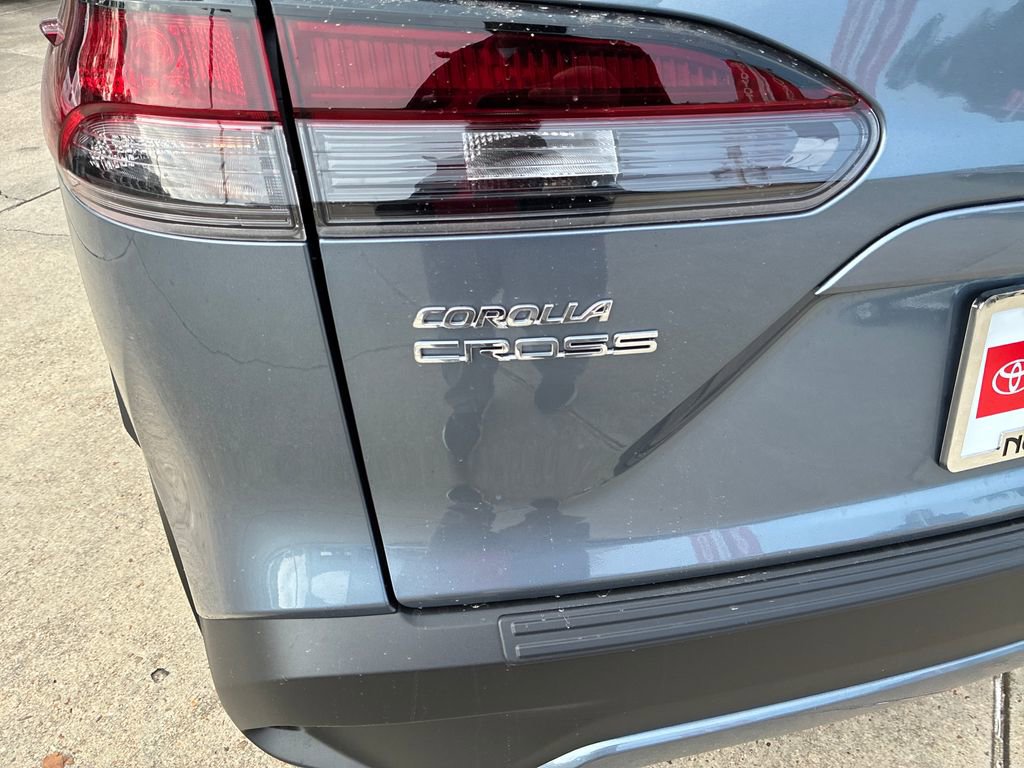 New 2026 Toyota Corolla Cross LE image 6