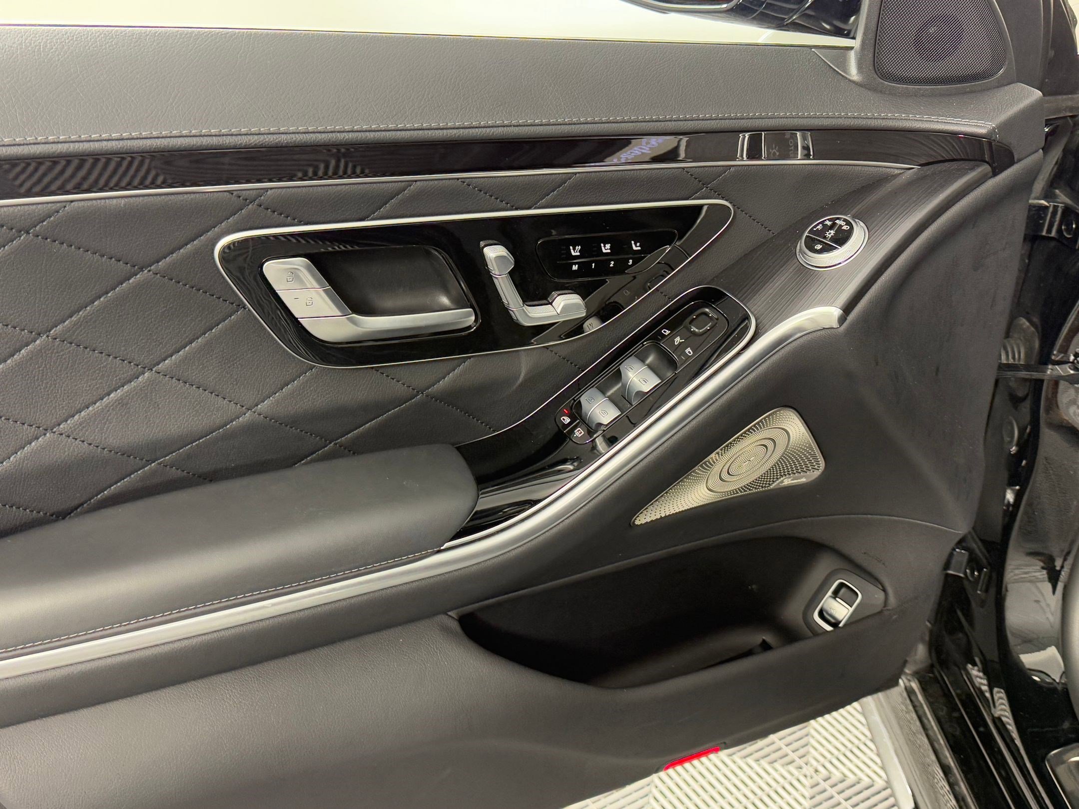 Used 2022 Mercedes-Benz S 580 4MATIC Sedan image 15