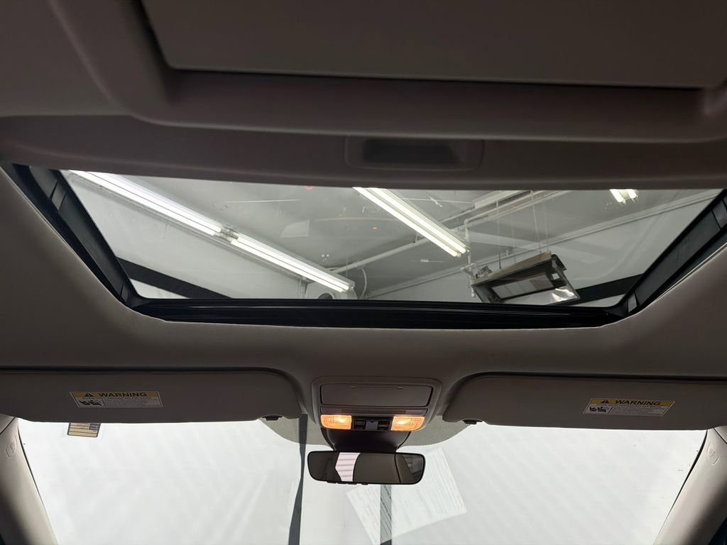 Used 2026 Honda Odyssey Touring image 24