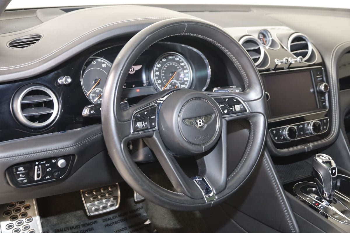 Used 2018 Bentley Bentayga AWD/4WD image 6