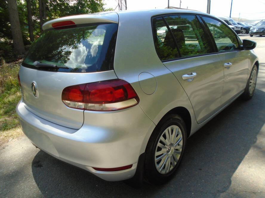 Used 2014 Volkswagen Golf 4-Door FWD image 5