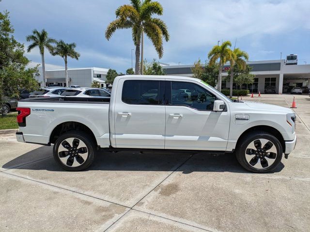Used 2023 Ford F150 Lightning Platinum image 3