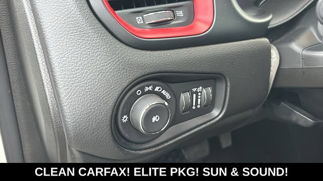 Used 2023 Jeep Renegade Trailhawk w/ Sun/Sound Group AWD/4WD image 14