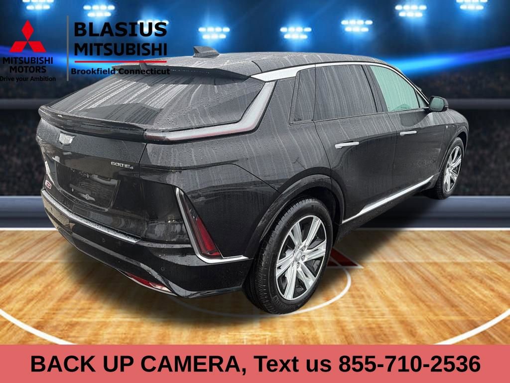 Used 2024 Cadillac Lyriq Tech image 8