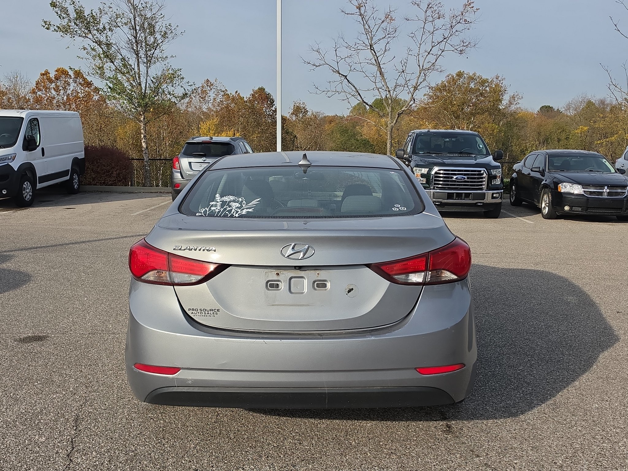 Used 2015 Hyundai Elantra SE w/ Option Group 02 FWD image 6