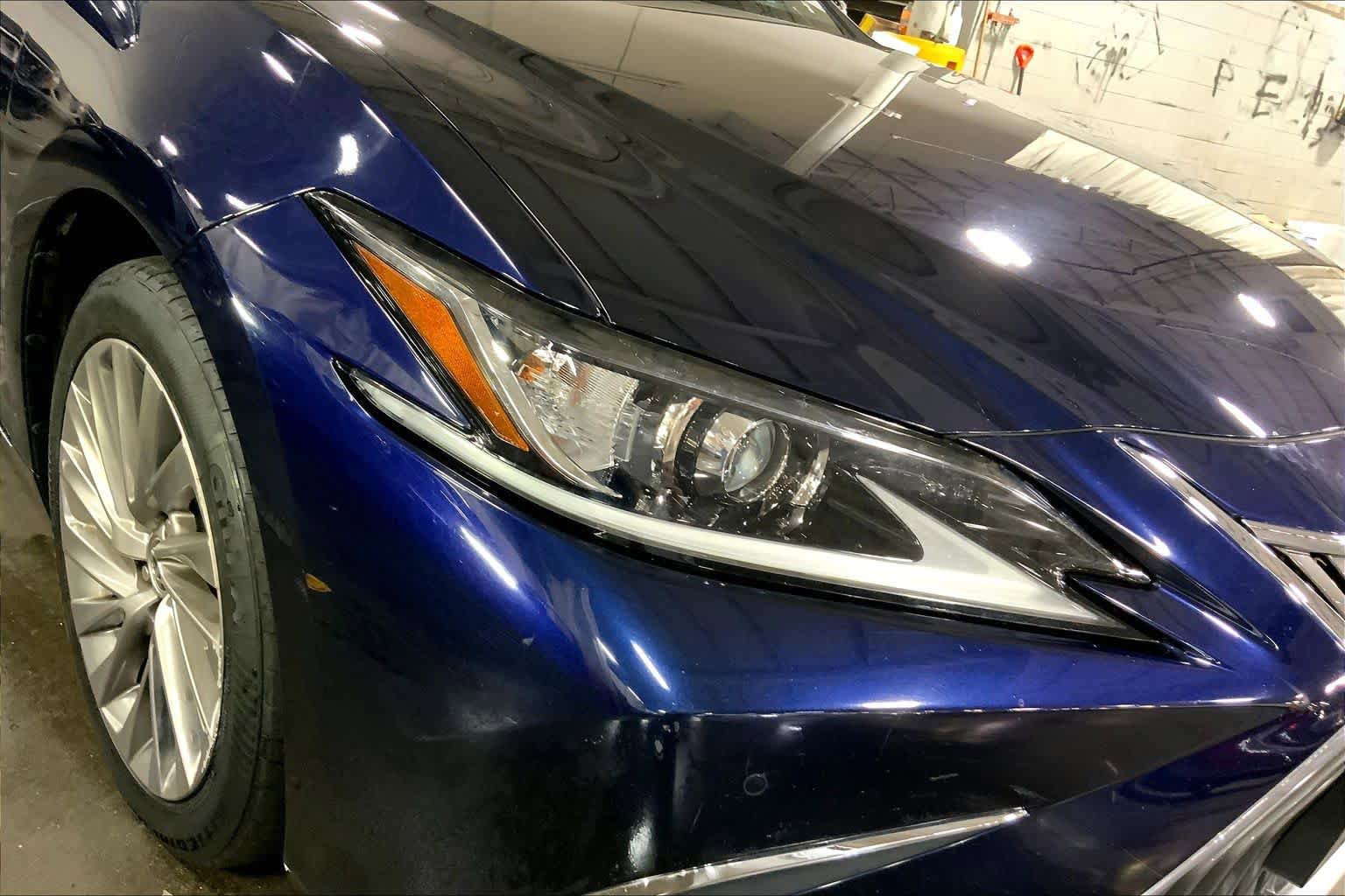 Used 2019 Lexus ES 350 w/ Accessory Package image 26