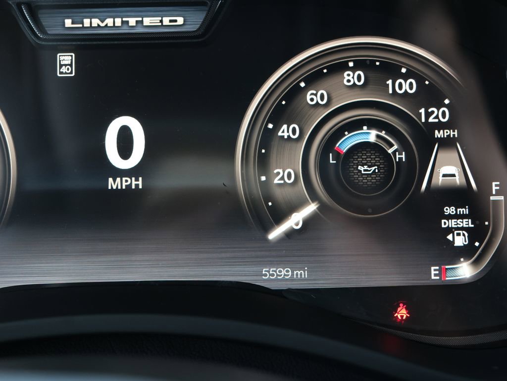 Used 2025 RAM 3500 Limited image 4