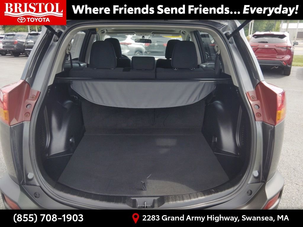 Used 2015 Toyota RAV4 XLE AWD/4WD image 28