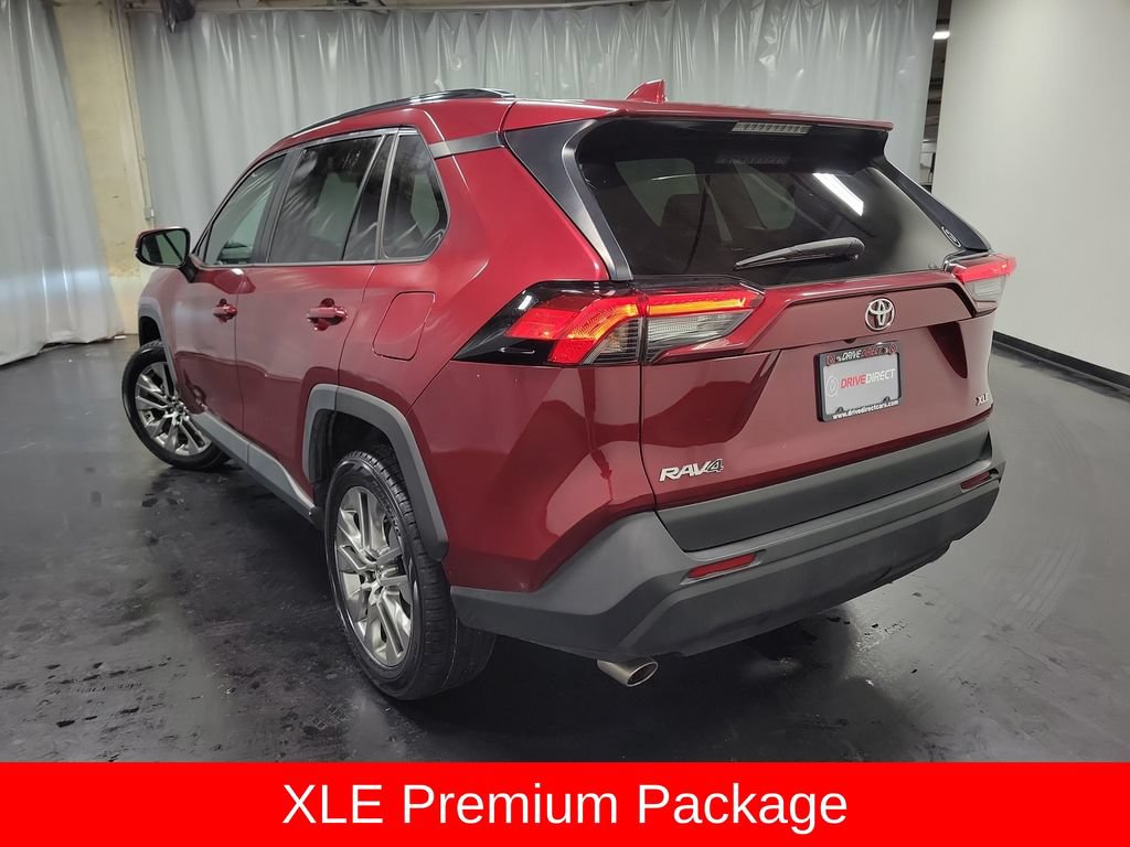 Used 2020 Toyota RAV4 XLE Premium FWD image 6