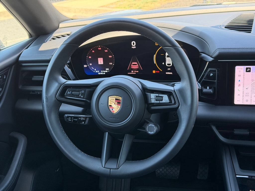Used 2025 Porsche Macan 4 Electric AWD/4WD image 24