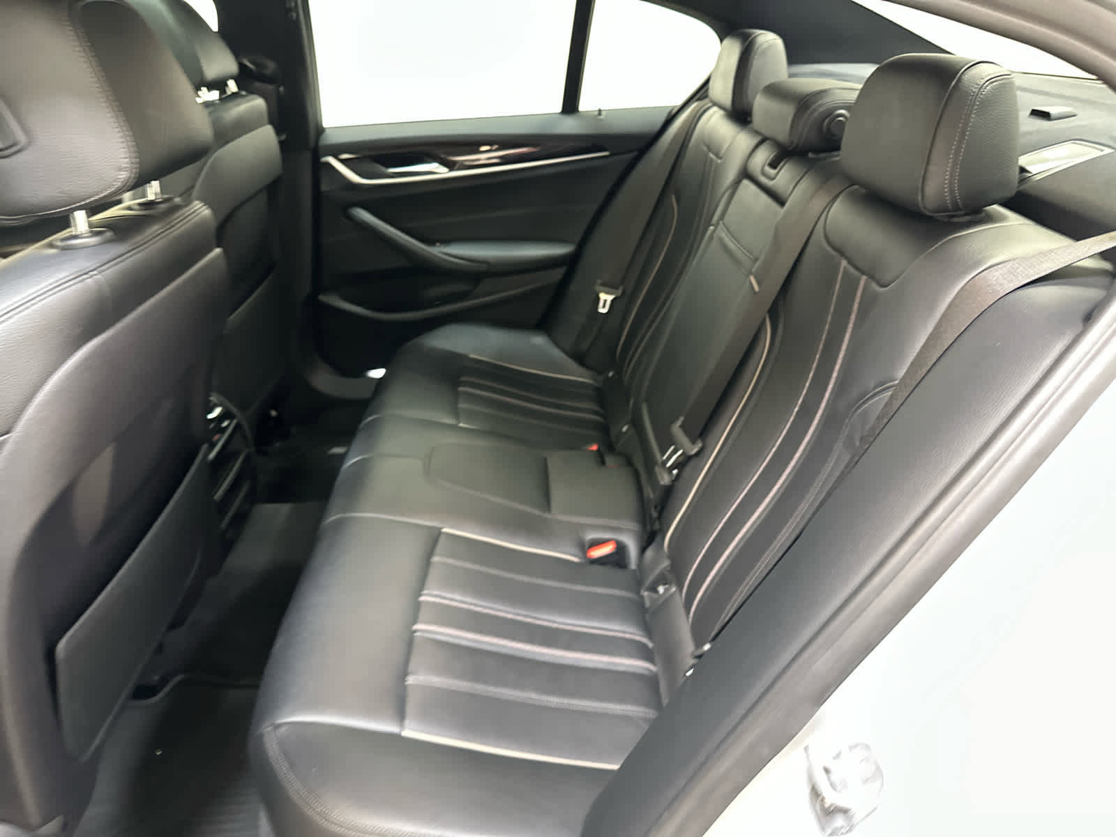 Used 2019 BMW 530i xDrive w/ Convenience Package image 21