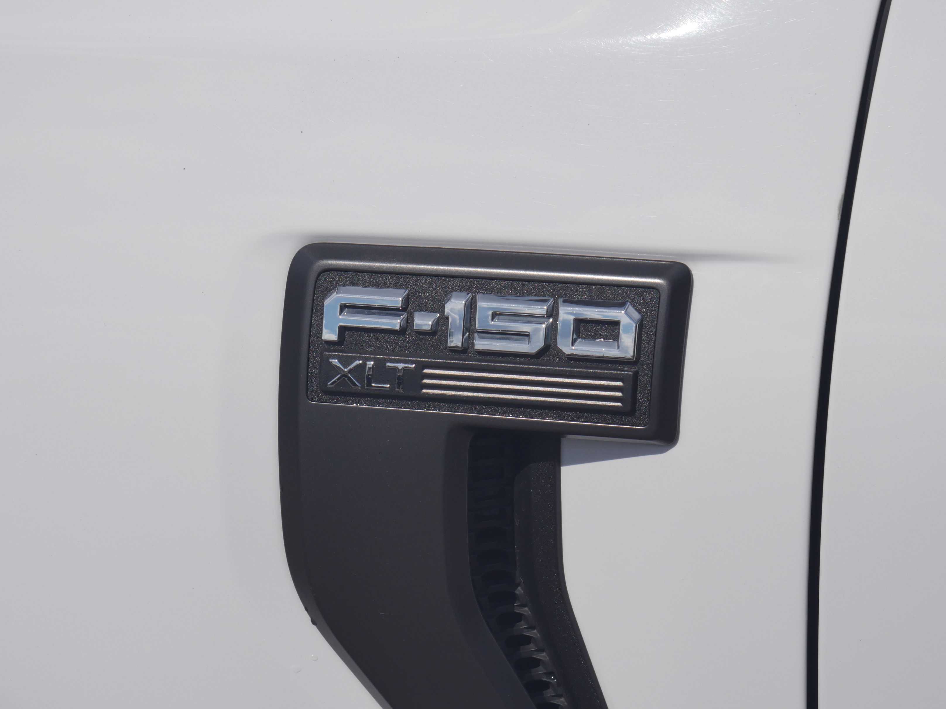 Used 2022 Ford F150 XLT w/ Equipment Group 302A High AWD/4WD image 17